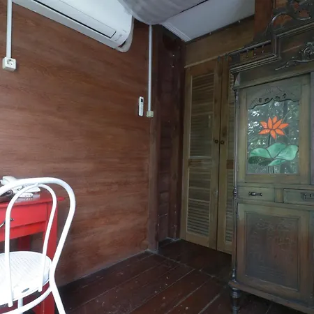 Nila House, Sharia Family Home Stay-2